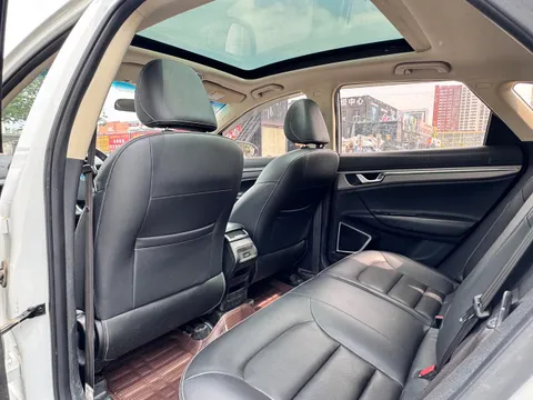 Geely Emgrand GS