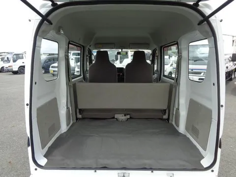 Mitsubishi Minicab Van