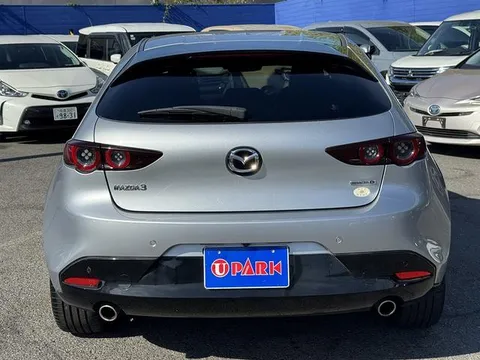 Mazda MAZDA3 Fastback