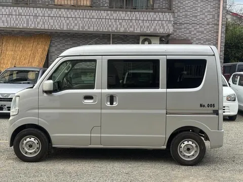 Nissan Clipper