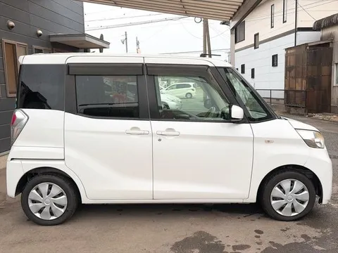 Mitsubishi eK Space