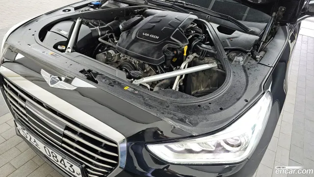 Genesis G90 (EQ900)