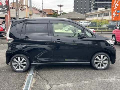 Mitsubishi eK Custom