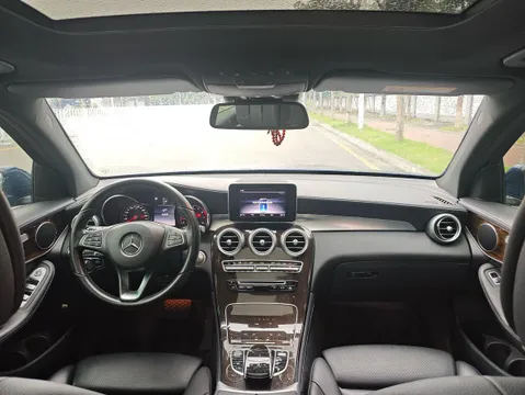 Mercedes-Benz Mercedes-Benz GLC