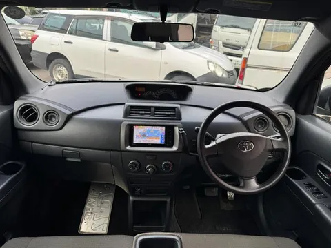 Toyota bB