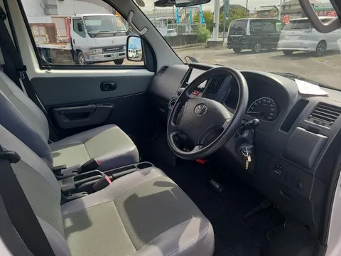 Toyota TownAce Van