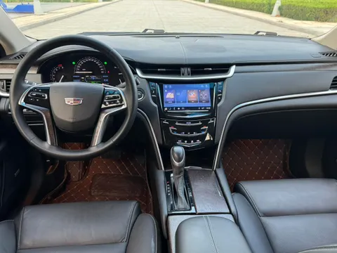 Cadillac XTS