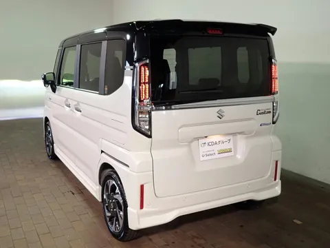 Suzuki Spacia Custom
