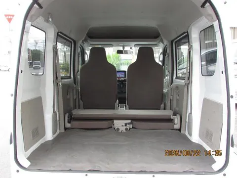 Nissan Clipper