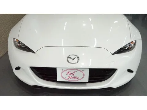 Mazda MX-5 (Roadster)