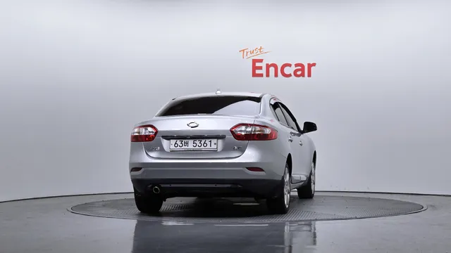 Renault SM3