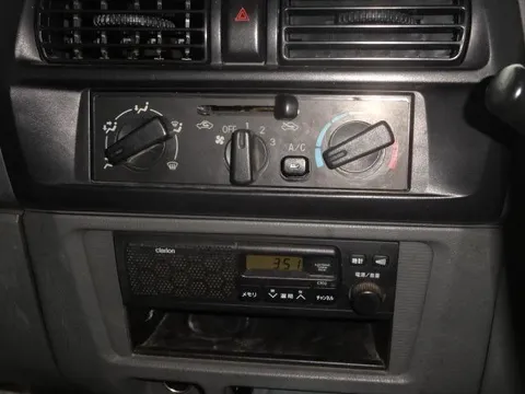 Nissan Clipper Truck