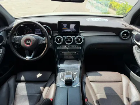 Mercedes-Benz Mercedes-Benz GLC