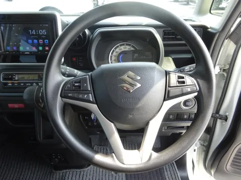 Suzuki Spacia Base