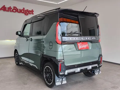 Mitsubishi Delica Mini