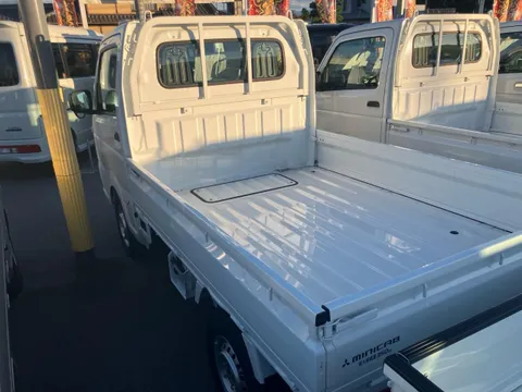 Mitsubishi Minicab Truck