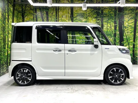 Suzuki Spacia Custom