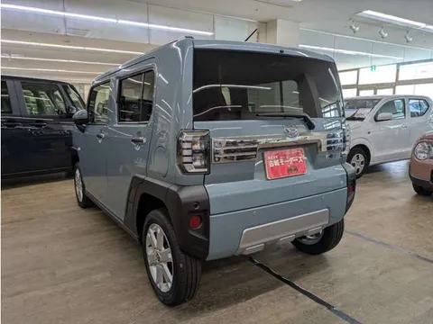 Daihatsu Taft