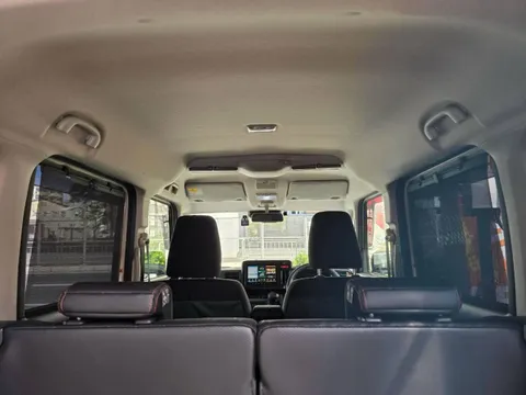 Suzuki Spacia Gear