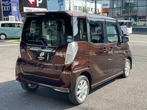 Mitsubishi eK Space Custom