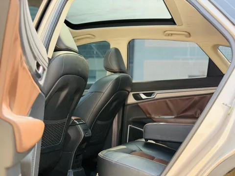 Geely Emgrand GS