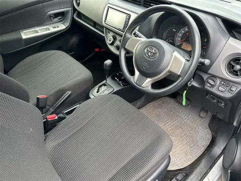Toyota Yaris (Vitz)