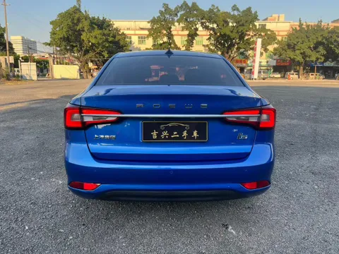 Roewe i5