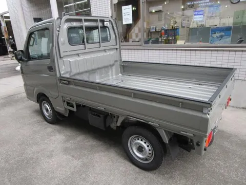 Nissan Clipper Truck