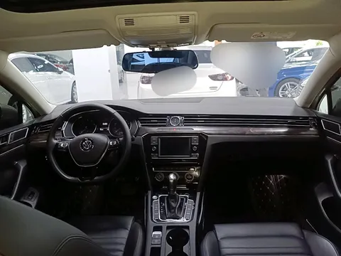 Volkswagen Magotan