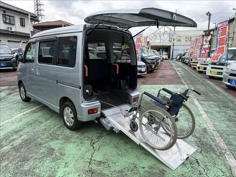 Daihatsu Atrai Wagon
