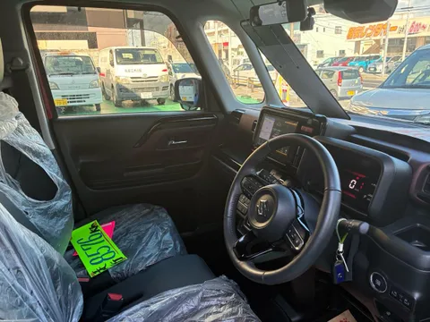 Suzuki Spacia