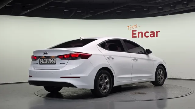 Hyundai Elantra (Avante)