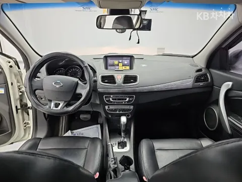 Renault SM3