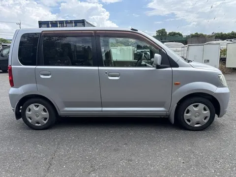 Nissan Otti