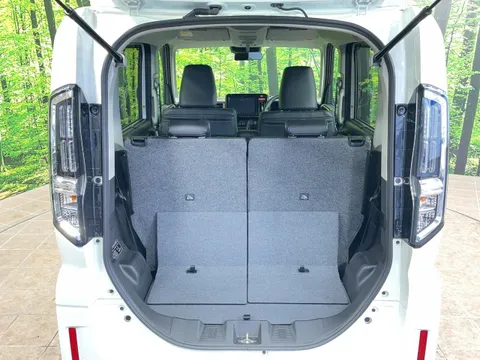 Suzuki Spacia Custom