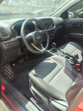 Kia KX3