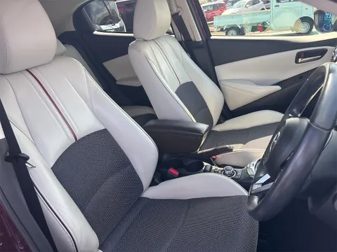 Mazda Mazda2 (Demio)