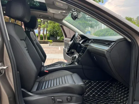 Volkswagen Magotan