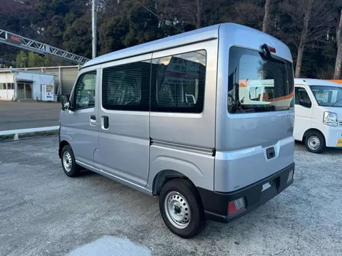 Daihatsu Hijet Cargo