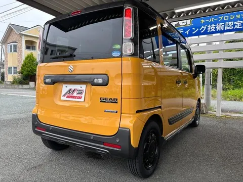 Suzuki Spacia Gear