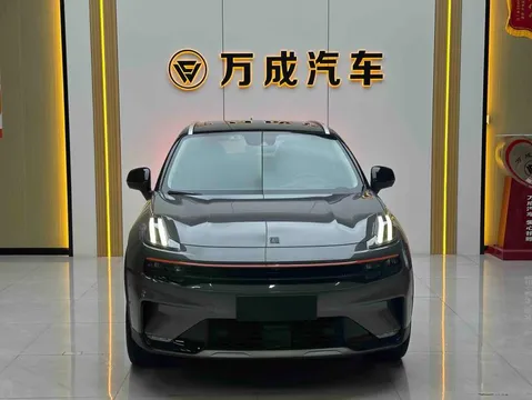 Lynk & Co Lynk & Co 06