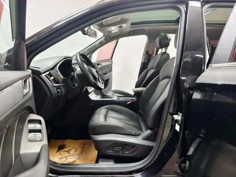 Roewe RX5