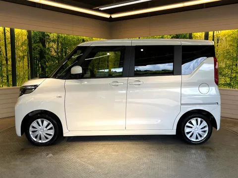 Mitsubishi eK Space