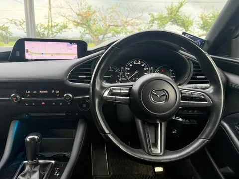 Mazda MAZDA3 Fastback