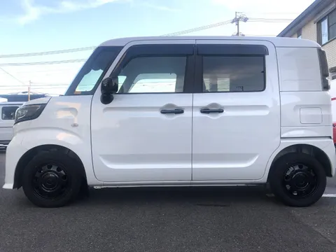 Suzuki Spacia Base