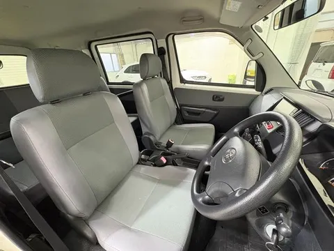 Toyota TownAce Van
