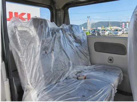 Mitsubishi Minicab Van