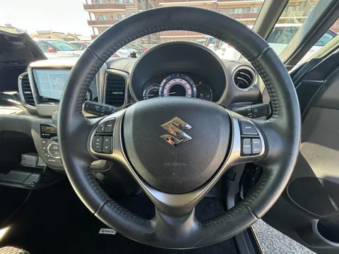 Suzuki Spacia Custom Z