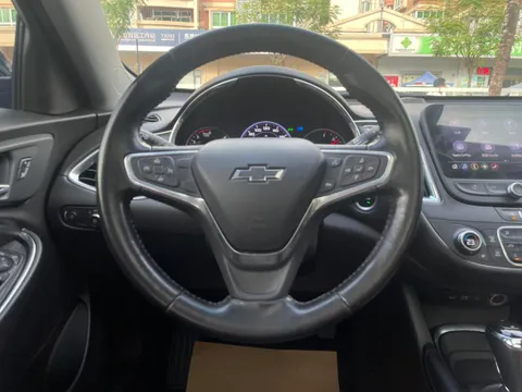 Chevrolet Malibu XL