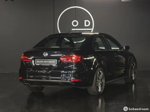 Volkswagen Jetta